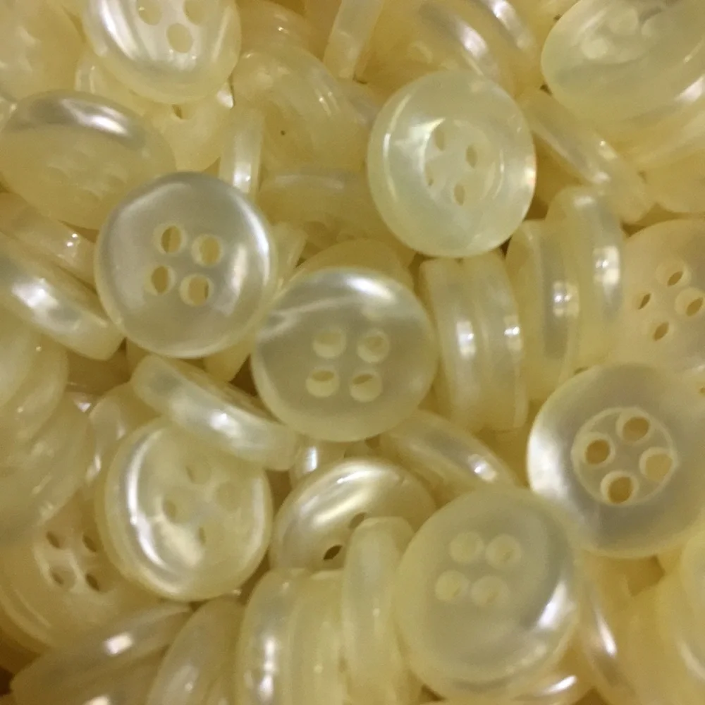 Box of 15 Gross Pearl Replica Buttons - Picture 3 of 7